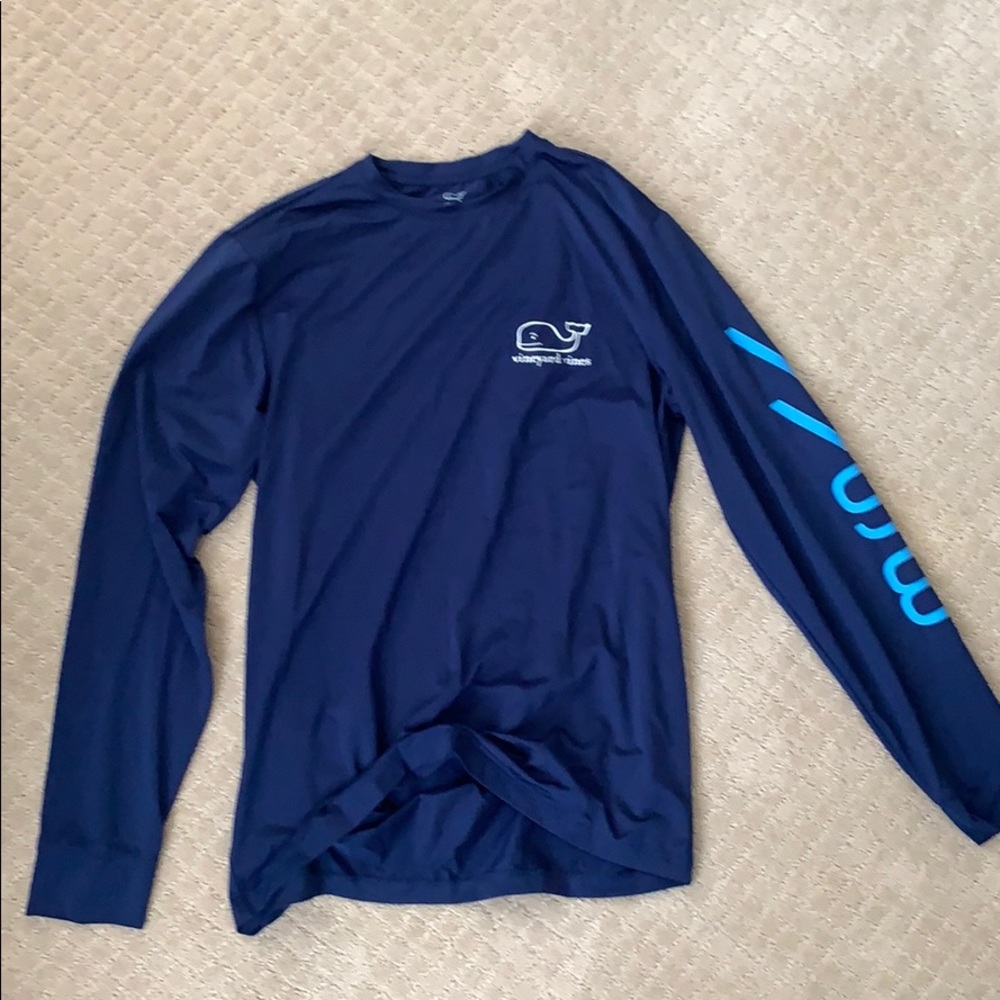 Vineyard vines performance shirt